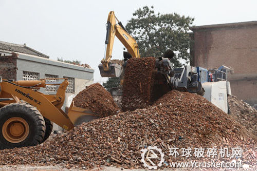 商丘引進(jìn)德國(guó)粉碎機(jī) 