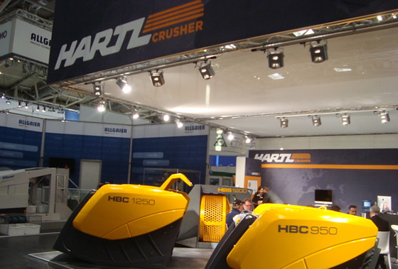 奧地利哈特HARTL斗式挖掘破碎機(jī)和斗式挖掘篩分機(jī)亮相上海寶馬展