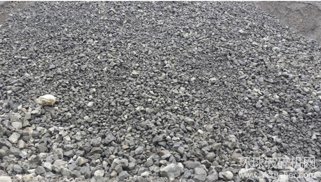 特雷克斯南方路機(jī)的移動(dòng)破碎篩分設(shè)備破碎篩分后砂石骨料效果