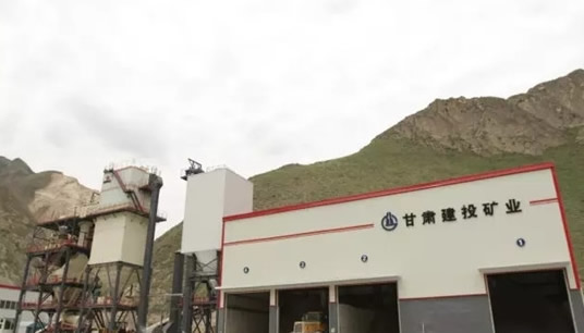 南方路機(jī)精品機(jī)制砂生產(chǎn)線 延伸礦區(qū)骨料產(chǎn)業(yè)鏈