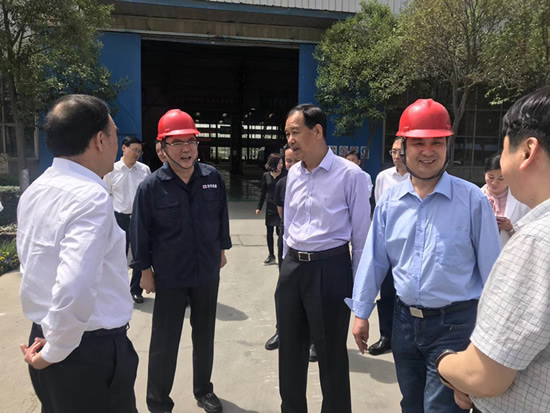 河南省人大常委會副主任徐濟超一行蒞臨鄭州鼎盛考察指導