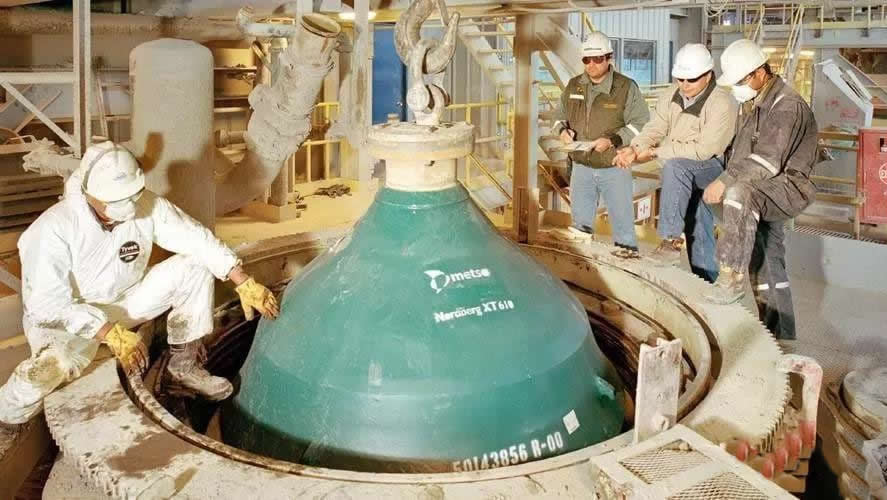 定期更換HP圓錐破碎機(jī)耐磨襯板 確保設(shè)備完整性和良好性能