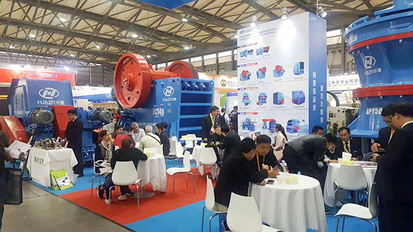 洛陽大華重型機械有限公司